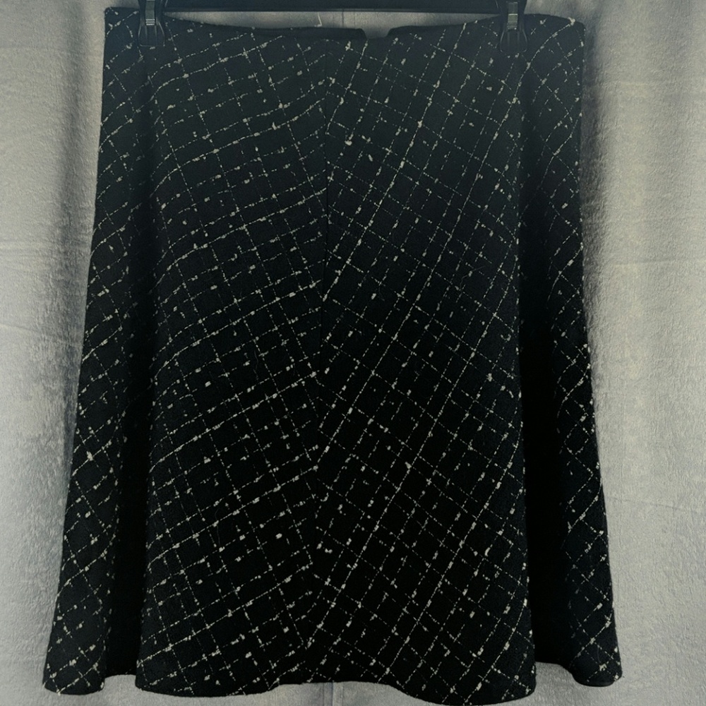 White House/Black Market Knit Lined Skirt